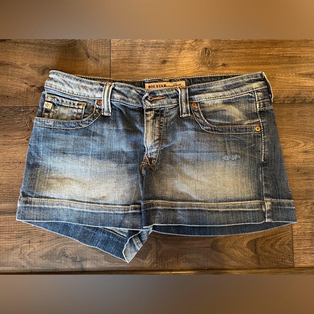 Buckle Jean Shorts